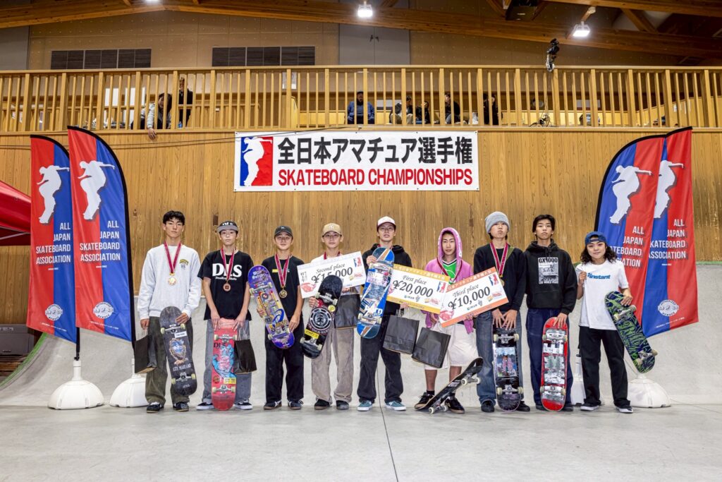 EE47779F-3106-4B23-8D64-